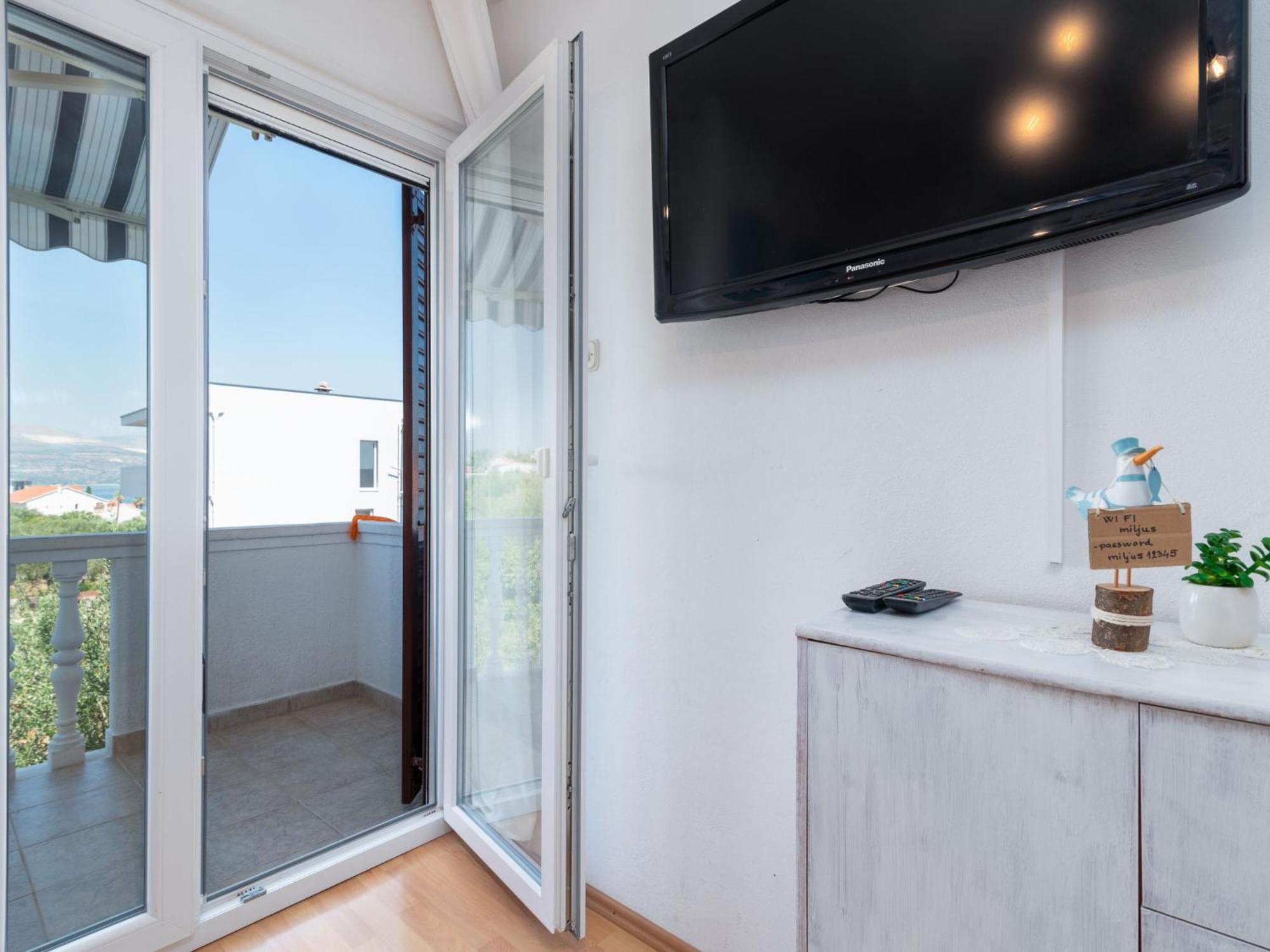 Apartment Miljus By Interhome Trogir Bagian luar foto